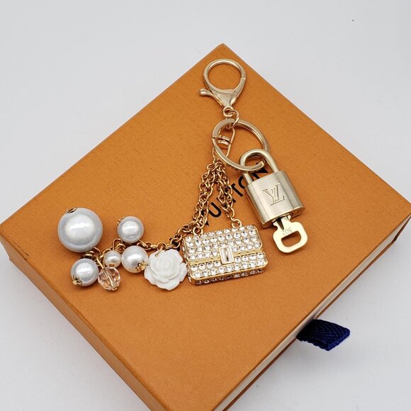 Authentic Louis Vuitton Gold Lock & Box w/ Unbranded Bag Bagcharm - Picture 3 of 5